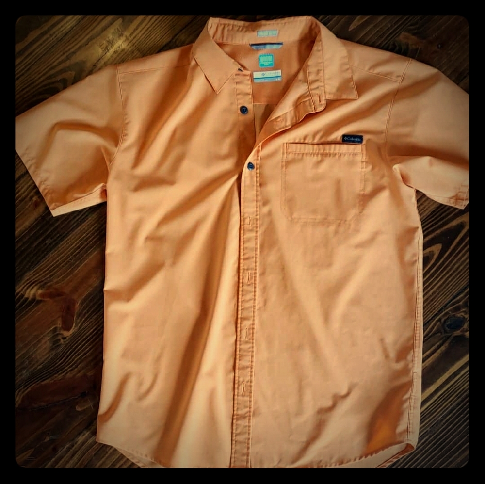 Columbia lightweight shirt